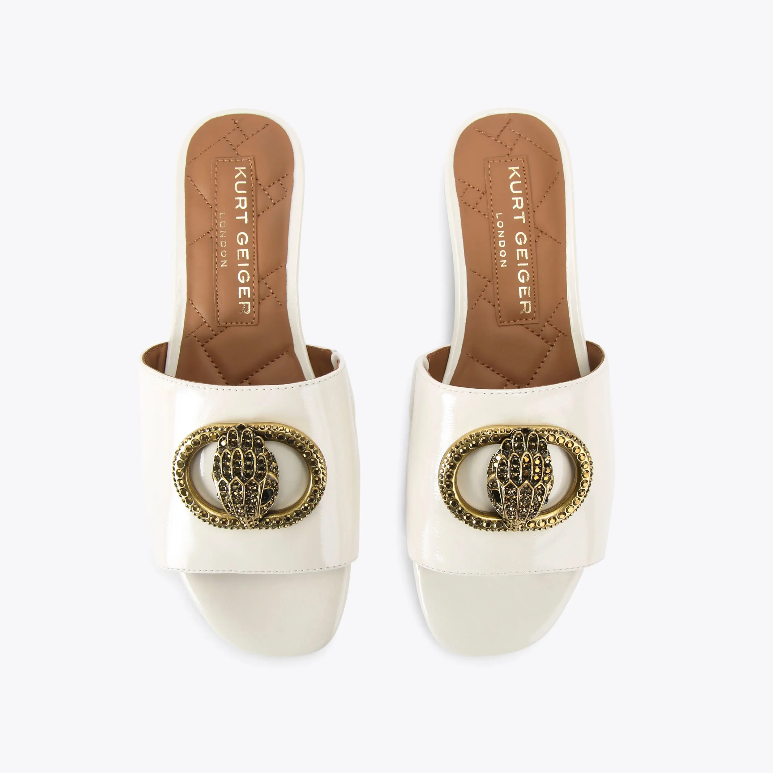 10051-chelsea-flat-sandal-1.webp