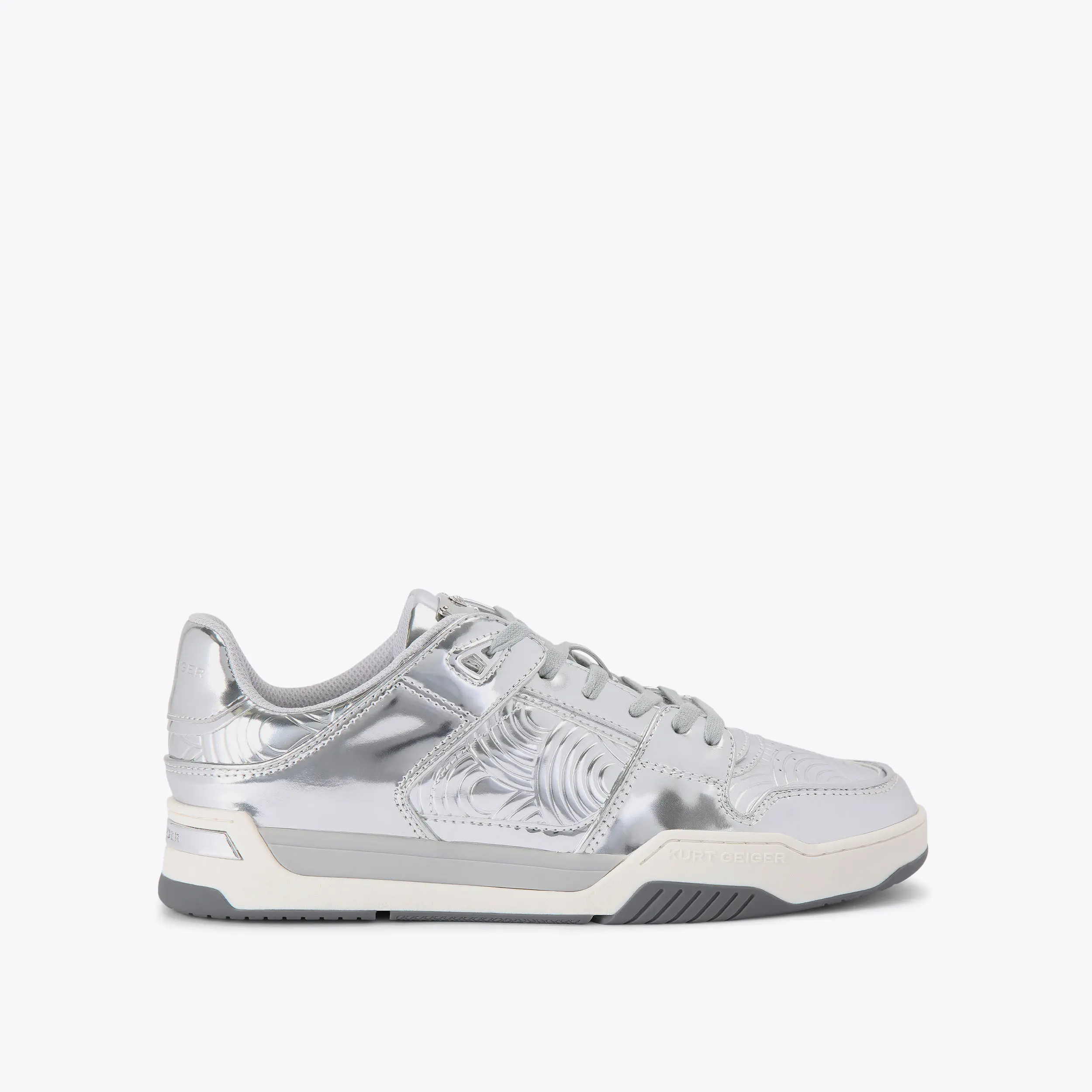 Regan Plaque Sneaker 1 10484-regan-plaque-sneaker-1.webp