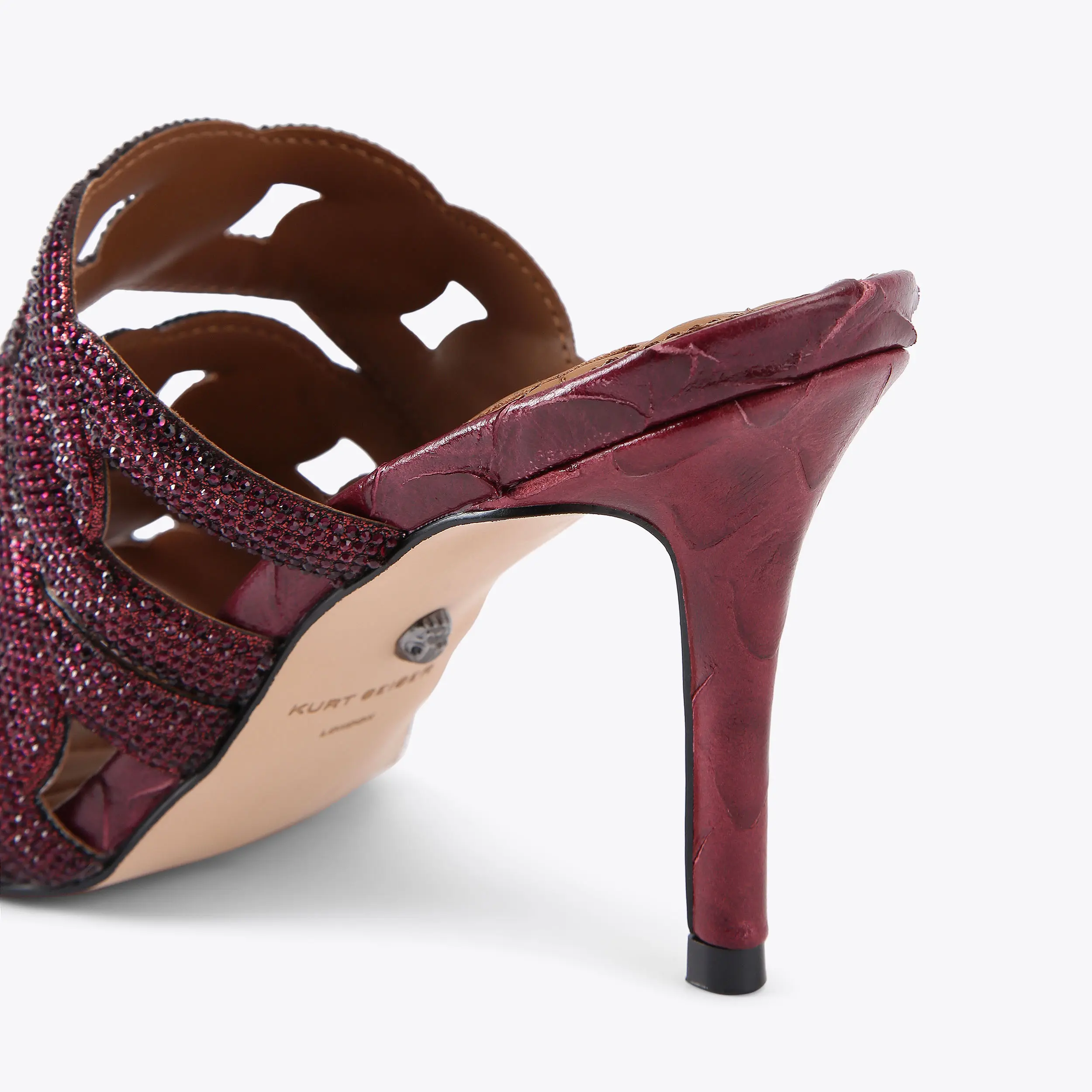 3686-crystal-chain-heel-1.webp