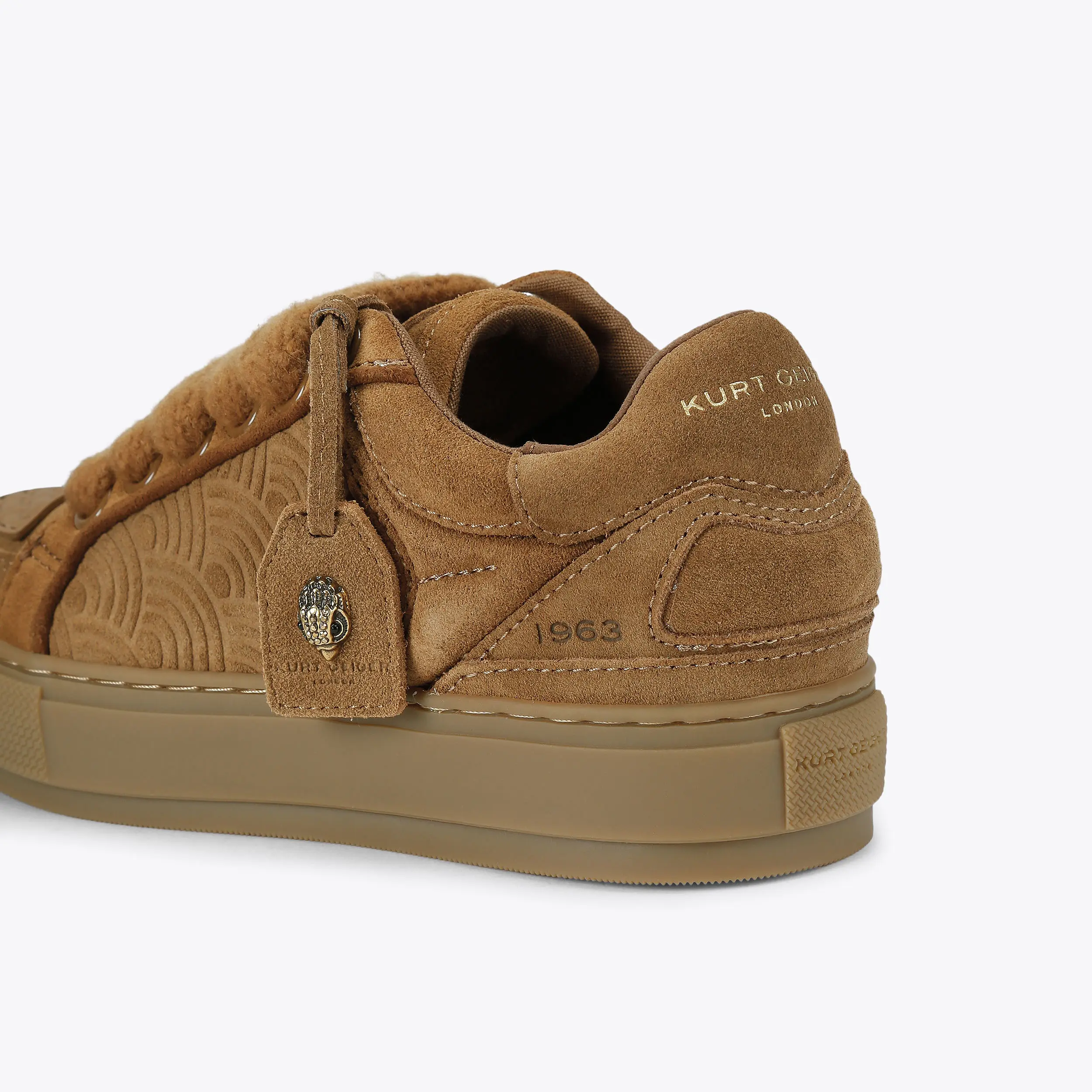 5097-southbank-tag-sneaker-1.webp