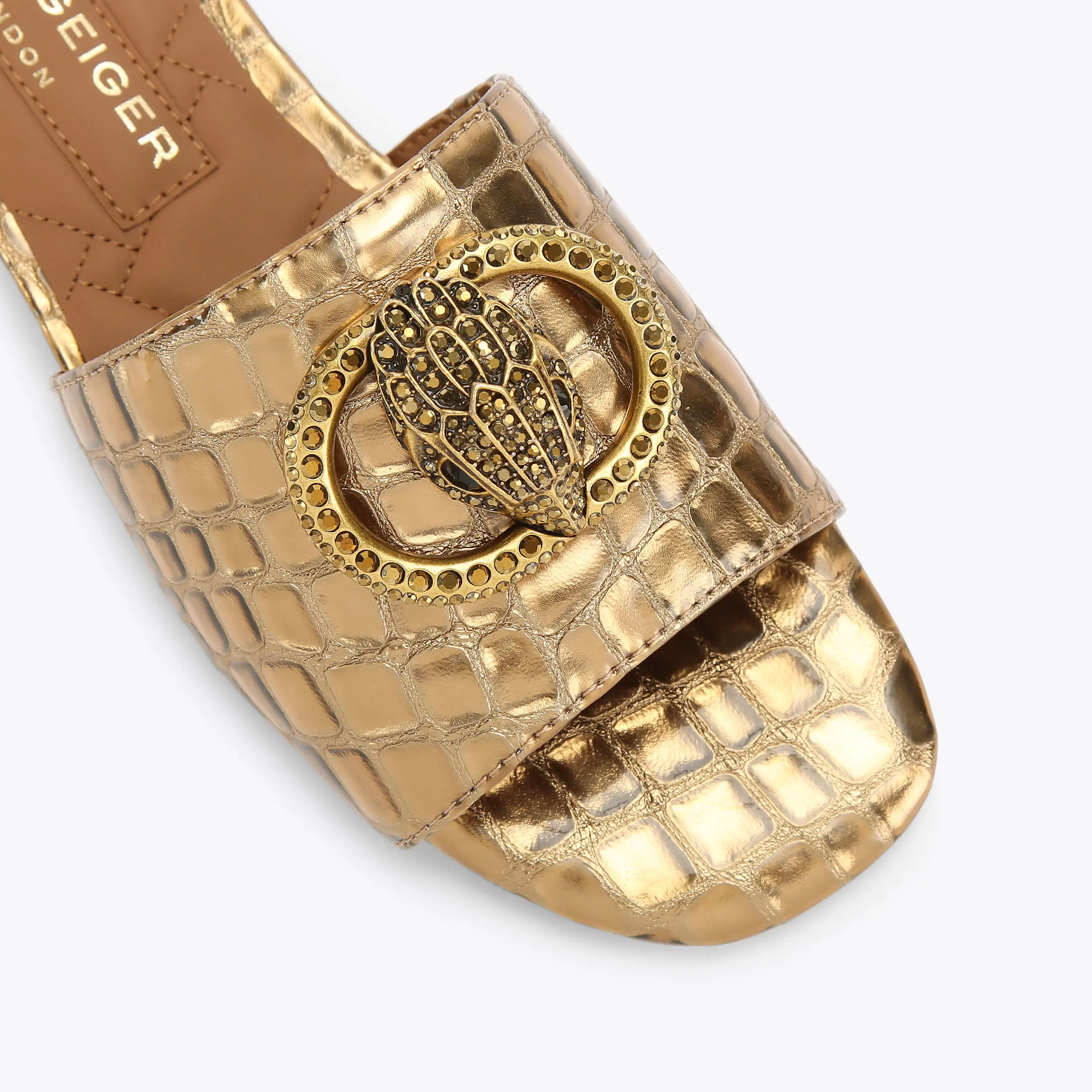 5894-chelsea-flat-sandal-1.webp