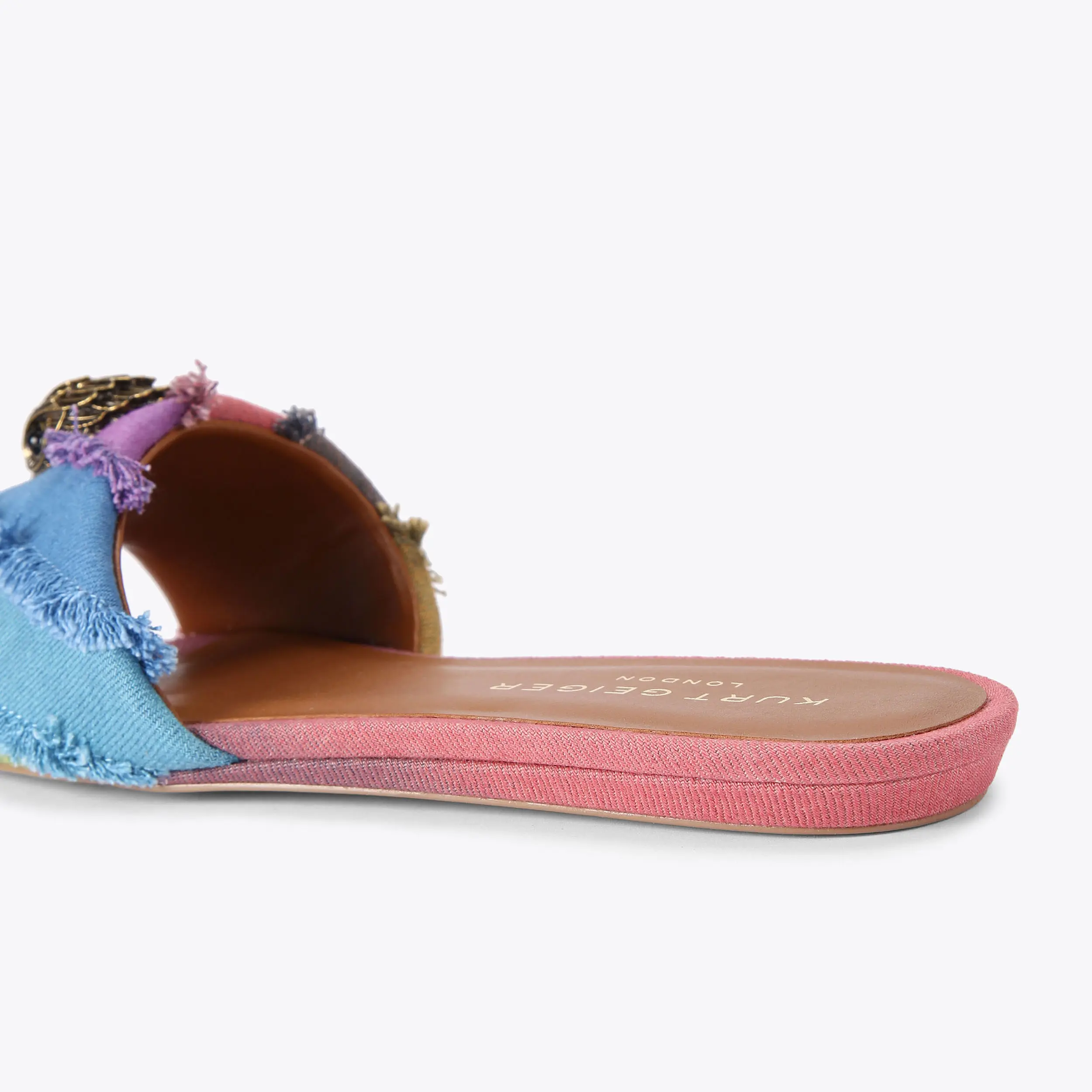 6079-kensington-flat-sandal-1.webp