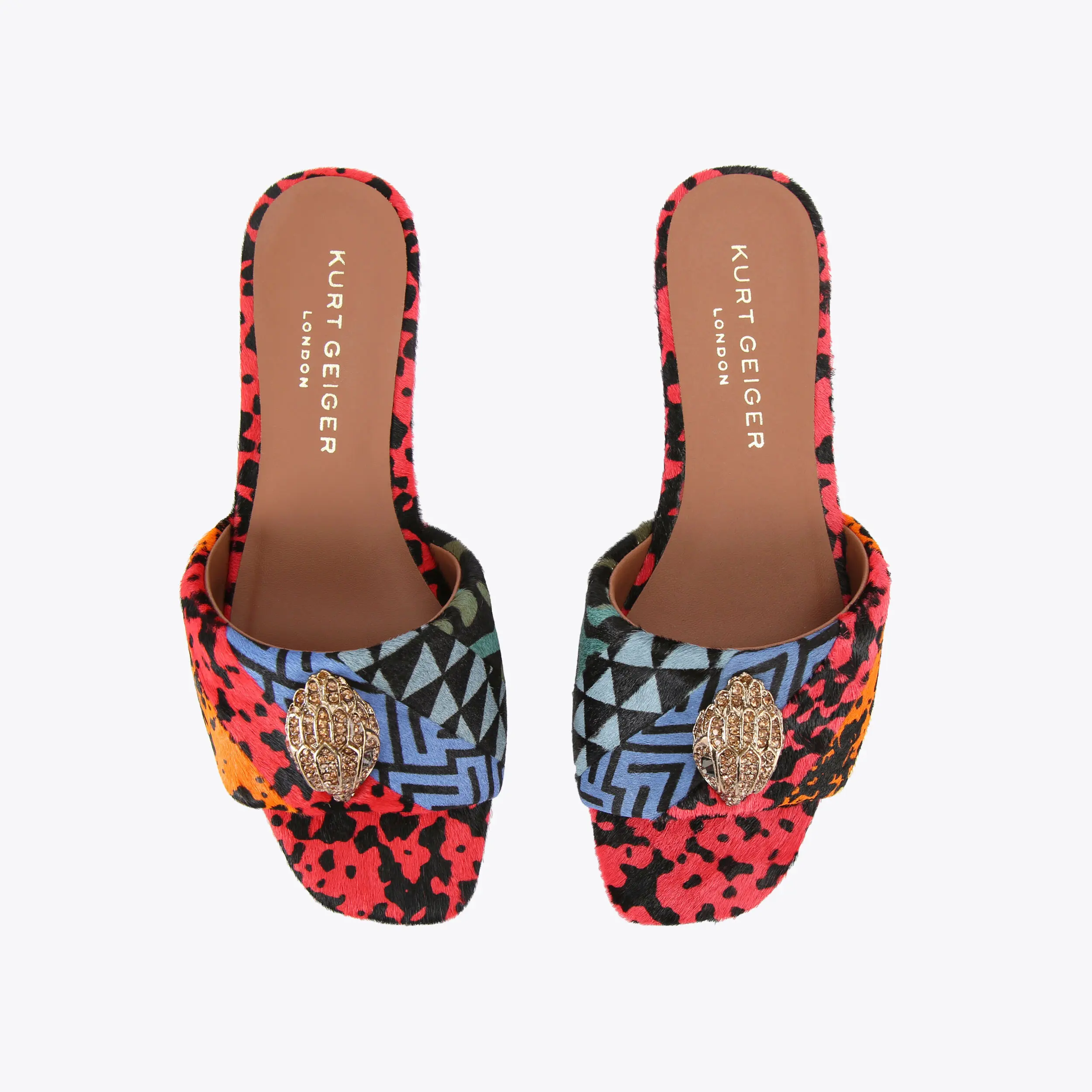 7335-kensington-flat-sandal-1.webp