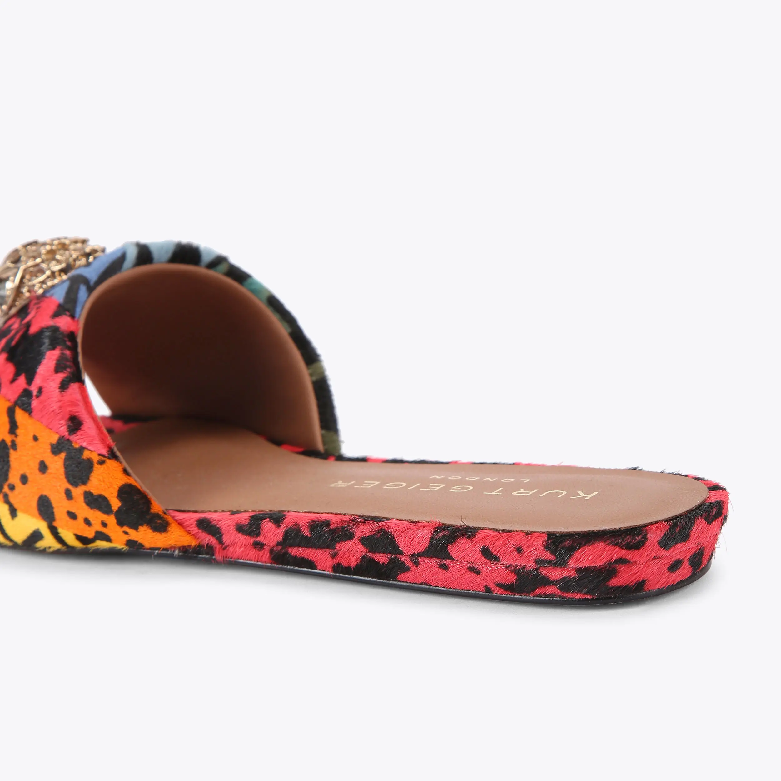 7335-kensington-flat-sandal-1.webp