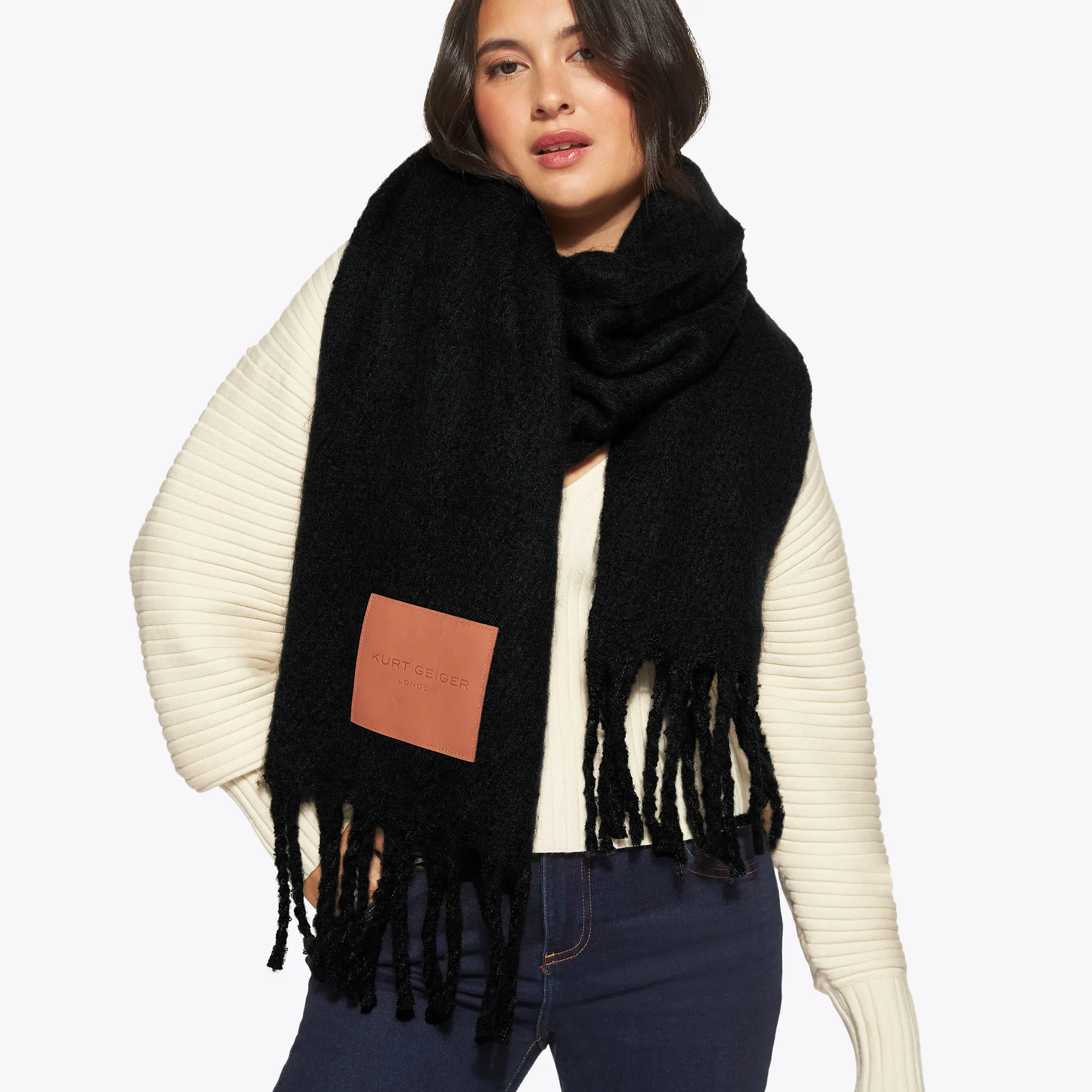 7652-yarndye-scarf-1.webp