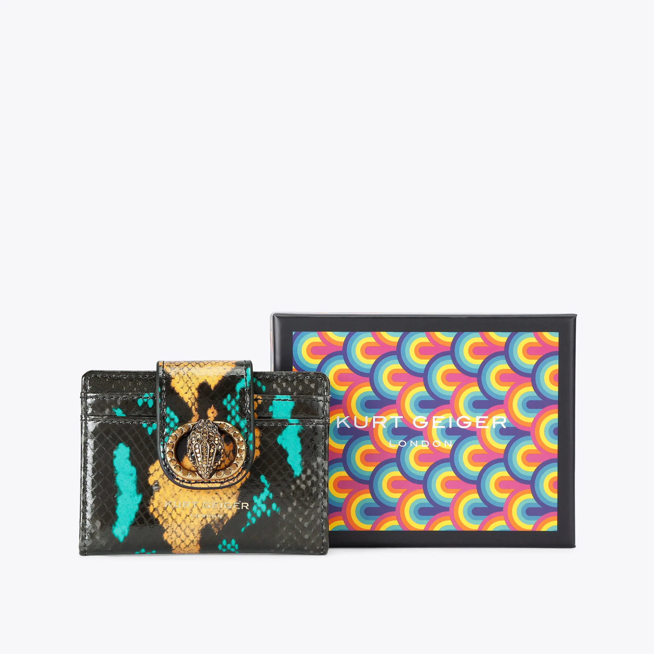7982-chelsea-card-holder-1.webp