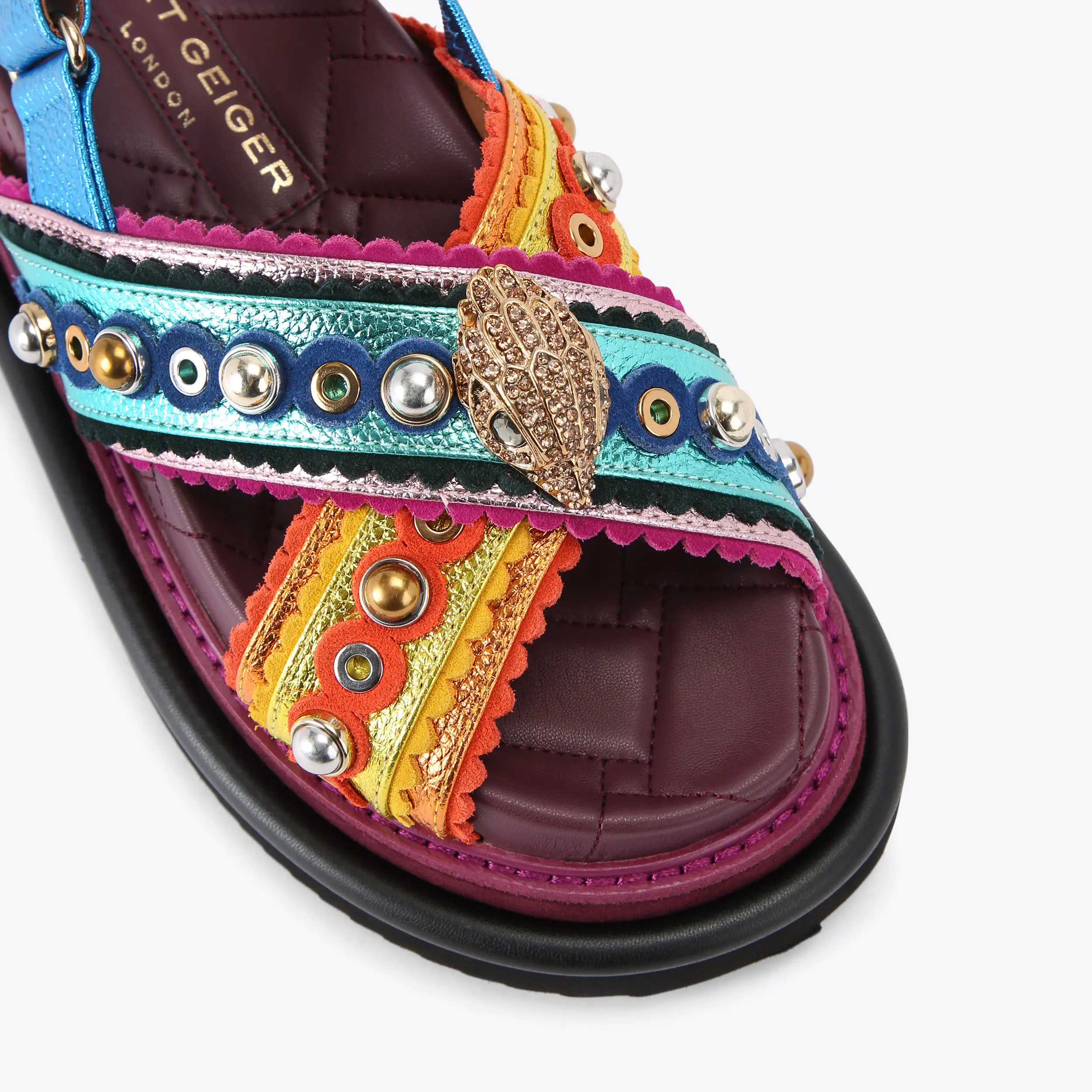 8128-orson-cross-scallop-sandal-1.webp